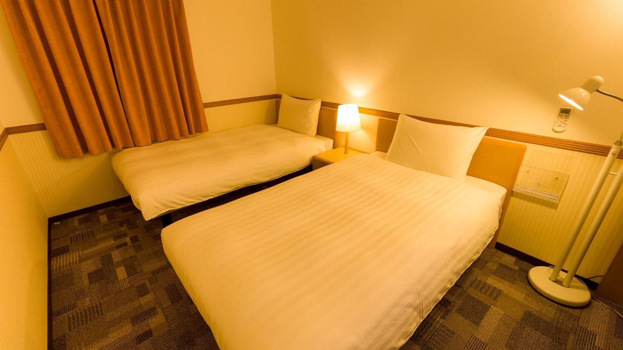 Toyoko Inn Chiba Ekimae Habitación foto